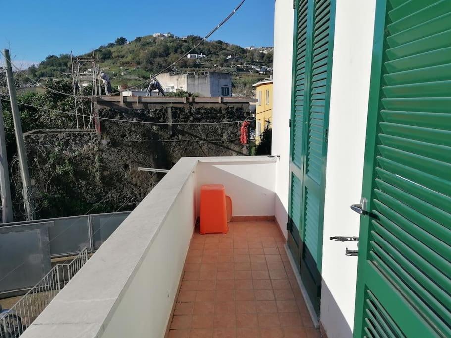Grazioso Appartamento A Ischia Zona Pilastri Exterior foto