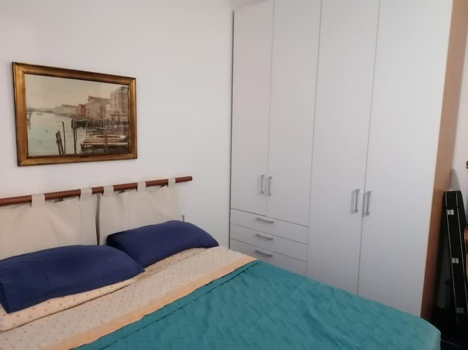 Grazioso Appartamento A Ischia Zona Pilastri Exterior foto